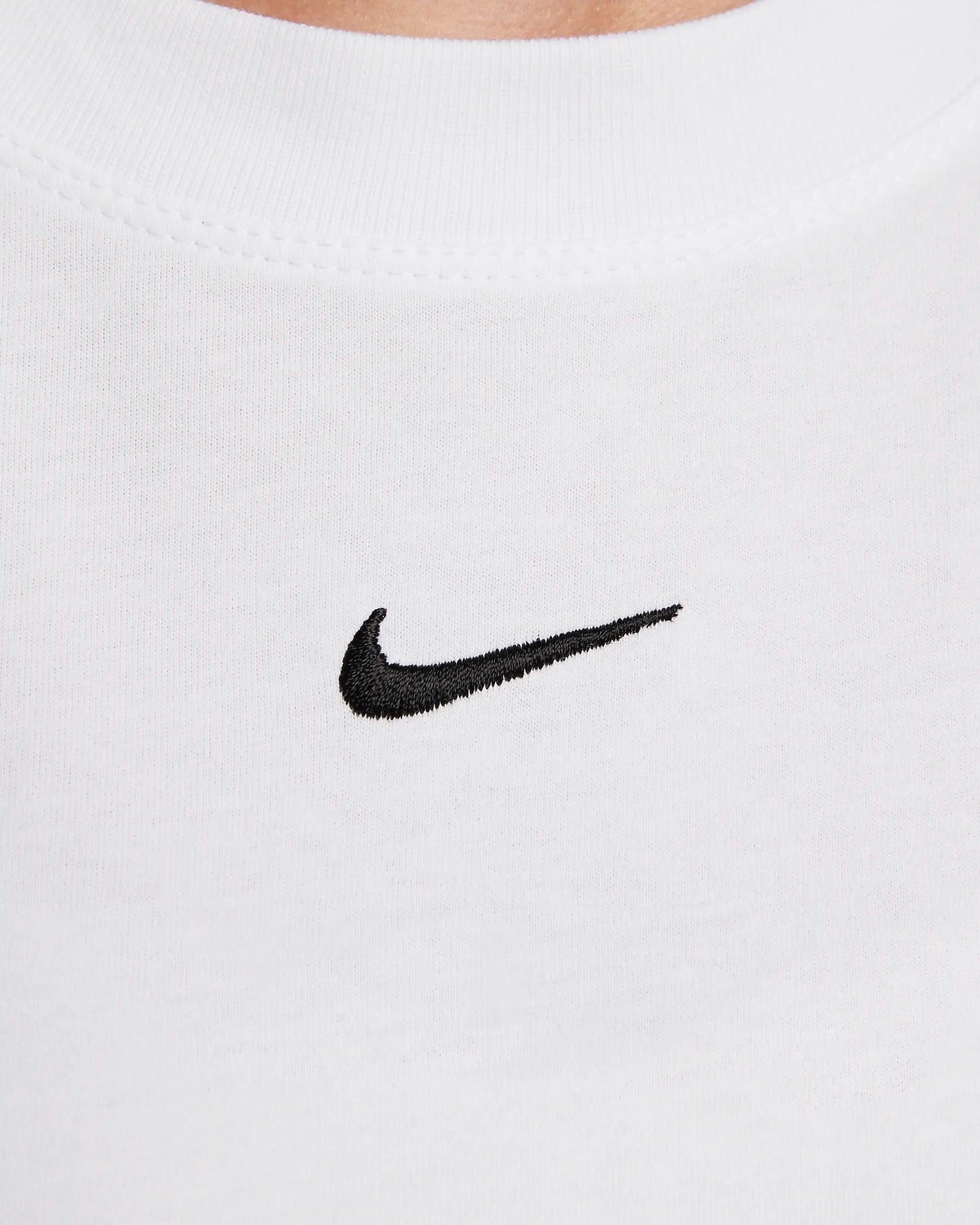 Nike Sportswear Essential Women's T-Shirt