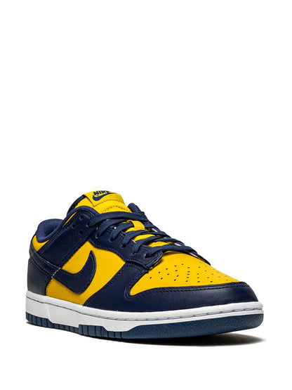 Nike - SB Dunk Low  "Michigan"
