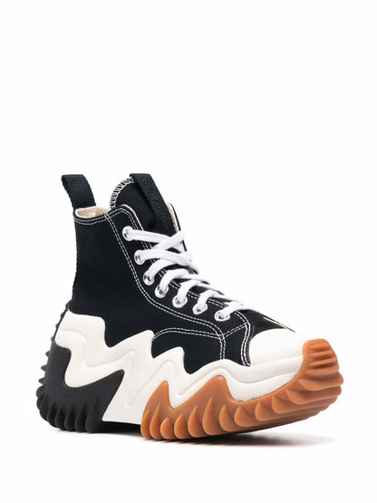 Converse Run Star Motion