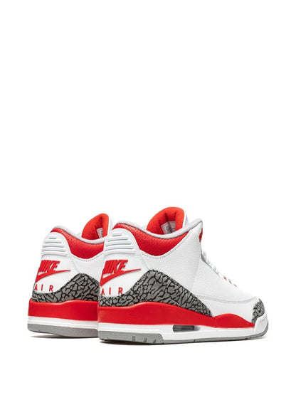 Jordan Air Jordan 3 Retro OG "Fire Red 2022"