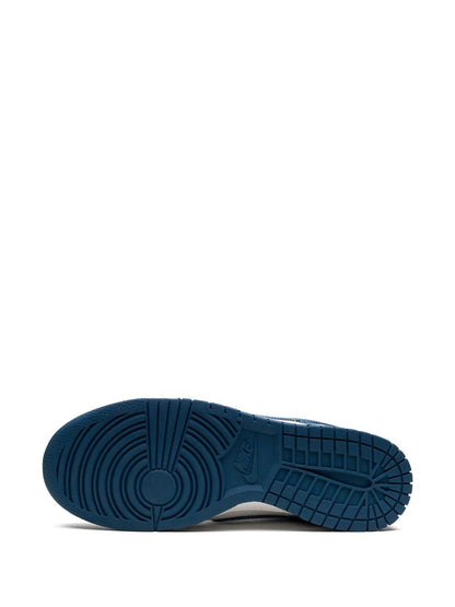 Nike - SB Dunk Low x Shashiko "Industrial Blue"
