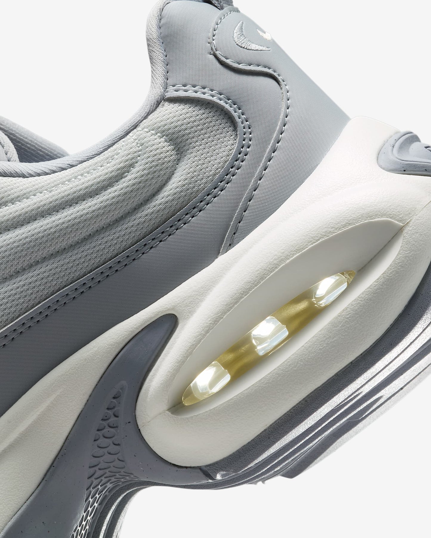 Nike Air Max Portal Wolf Grey/Photon Dust/Sail