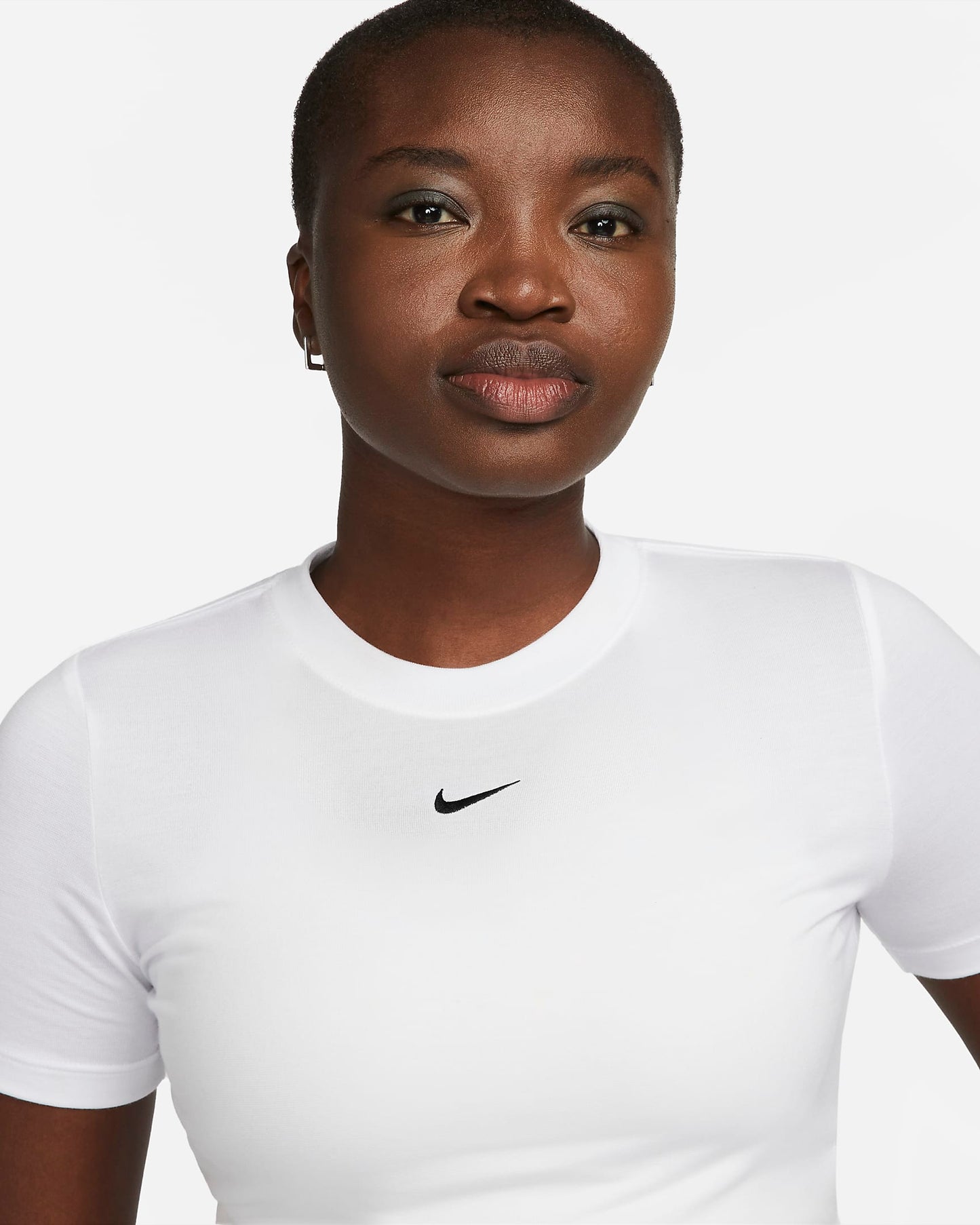 Nike Sportswear Essential Women's Slim Cropped T-Shirt