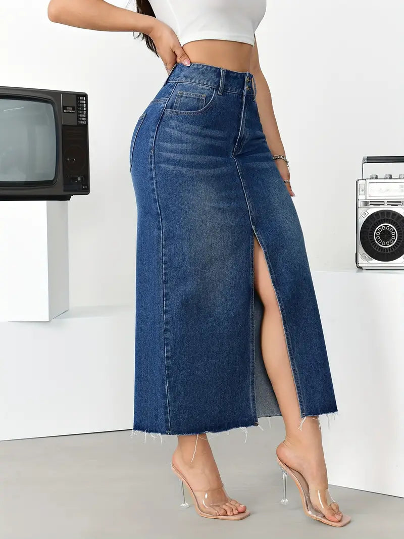Chic High-Waist Midi Denim Skirt with Split, Frayed Hem & Pockets