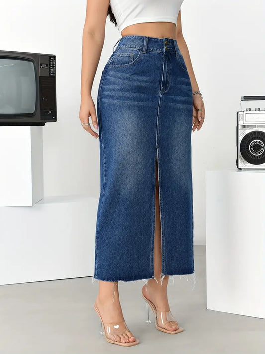 Chic High-Waist Midi Denim Skirt with Split, Frayed Hem & Pockets